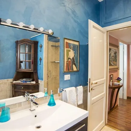 Stradivari Luxury Apartment *